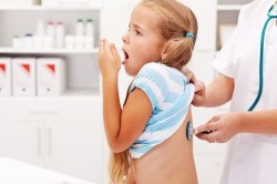 Обследование ребенка у врача